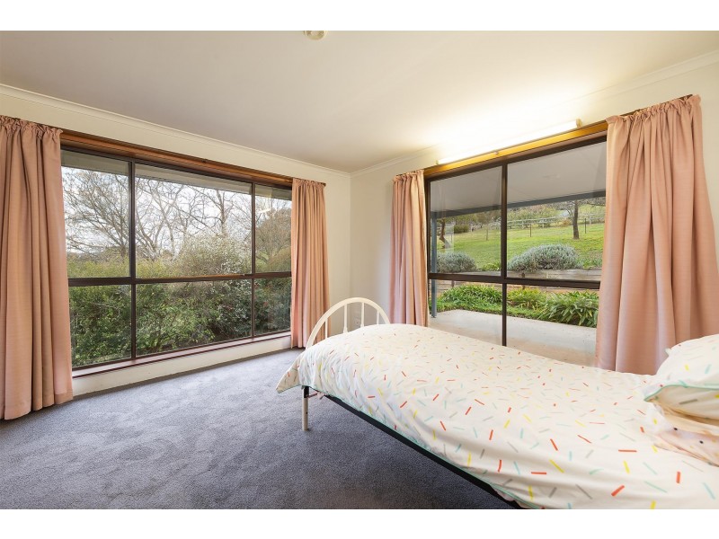 50 Coyles Road, West Wodonga VIC 3690