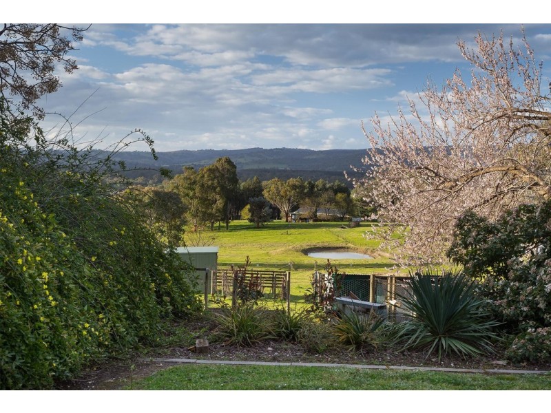 50 Coyles Road, West Wodonga VIC 3690