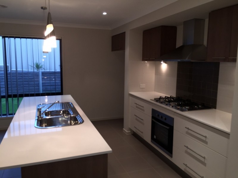 27 Victoria Cross Parade, Wodonga VIC 3690