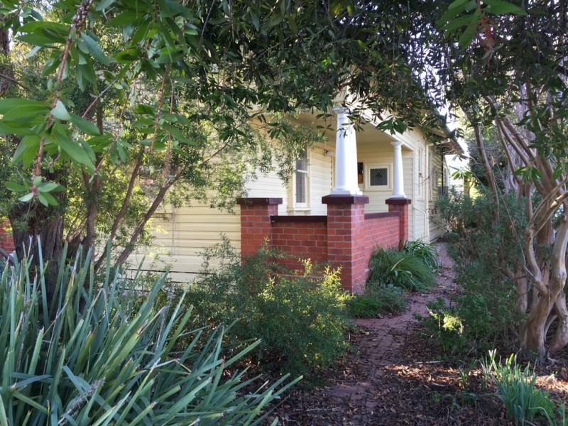 8 Havelock Street, Wodonga VIC 3690