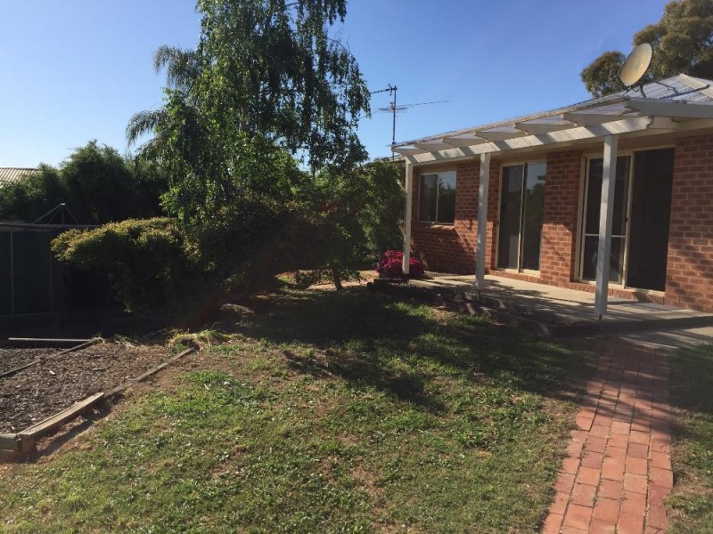 4 Azure Drive, Wodonga VIC 3690