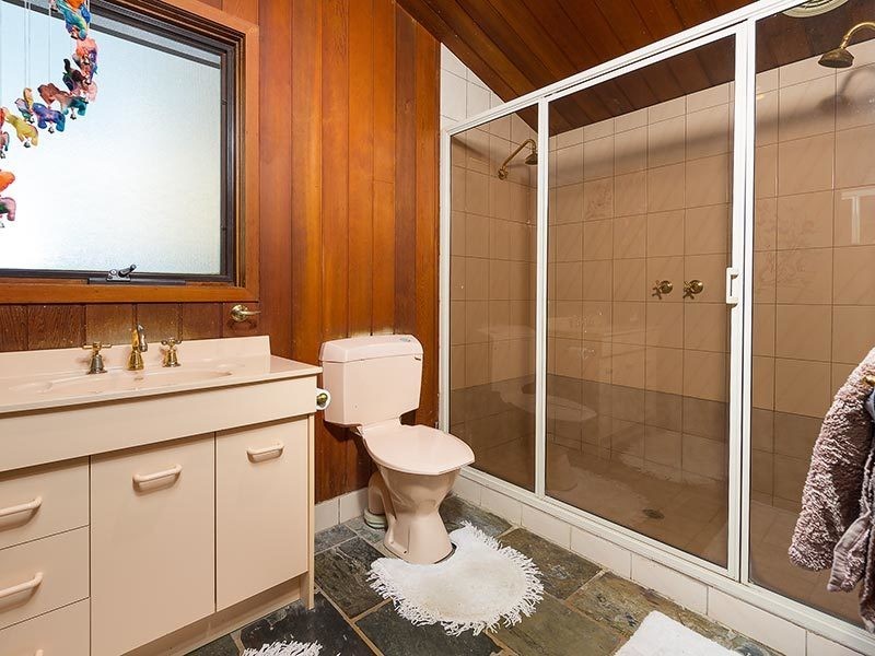 953 Lake Road, Bethanga VIC 3691