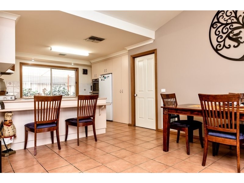 26 Kingfisher Drive, Wodonga VIC 3690