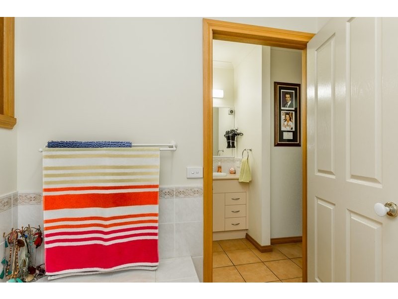 26 Kingfisher Drive, Wodonga VIC 3690