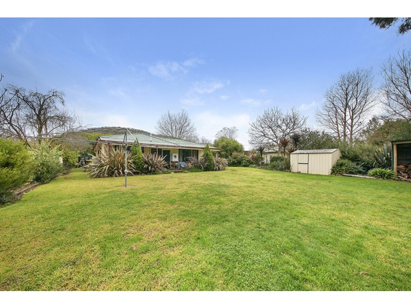 3769 Omeo Highway, Eskdale VIC 3701