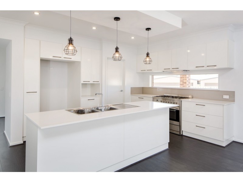 44 Kelliher Avenue, Wodonga VIC 3690