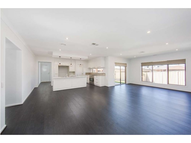 44 Kelliher Avenue, Wodonga VIC 3690