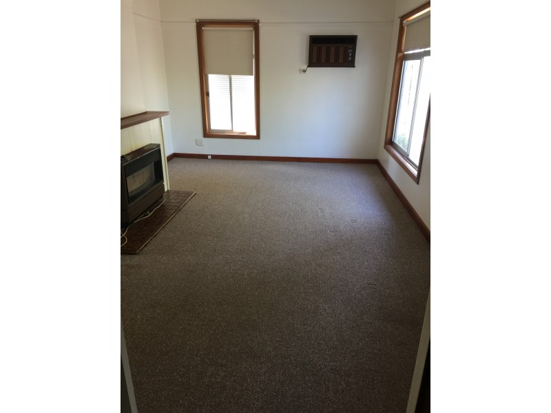 2 Pollard Street, Wodonga VIC 3690