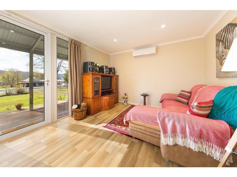 3796 Omeo Highway, Eskdale VIC 3701