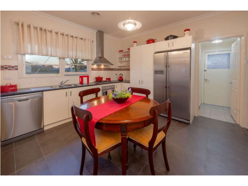 237 Lawrence Street, Wodonga VIC 3690