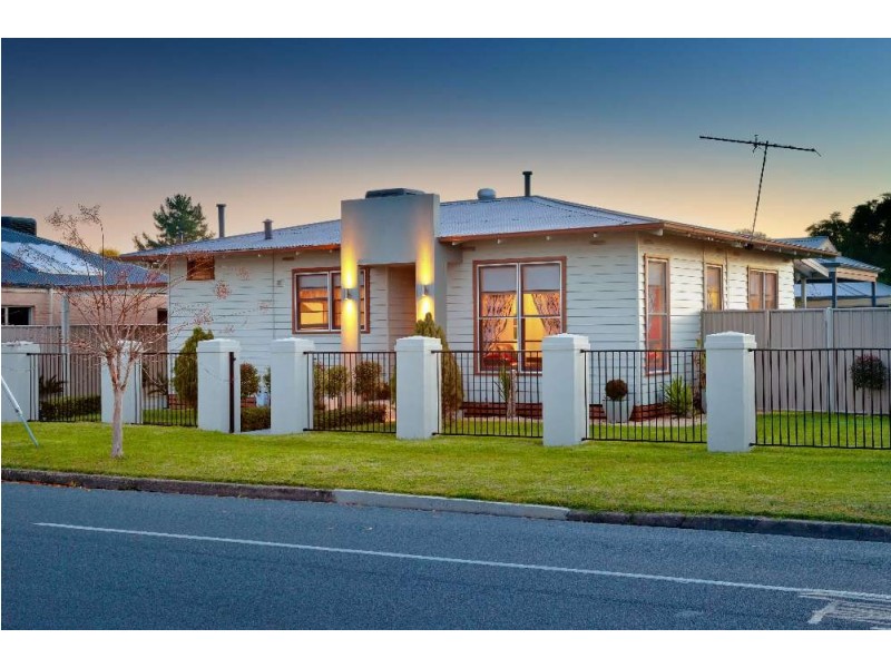 237 Lawrence Street, Wodonga VIC 3690