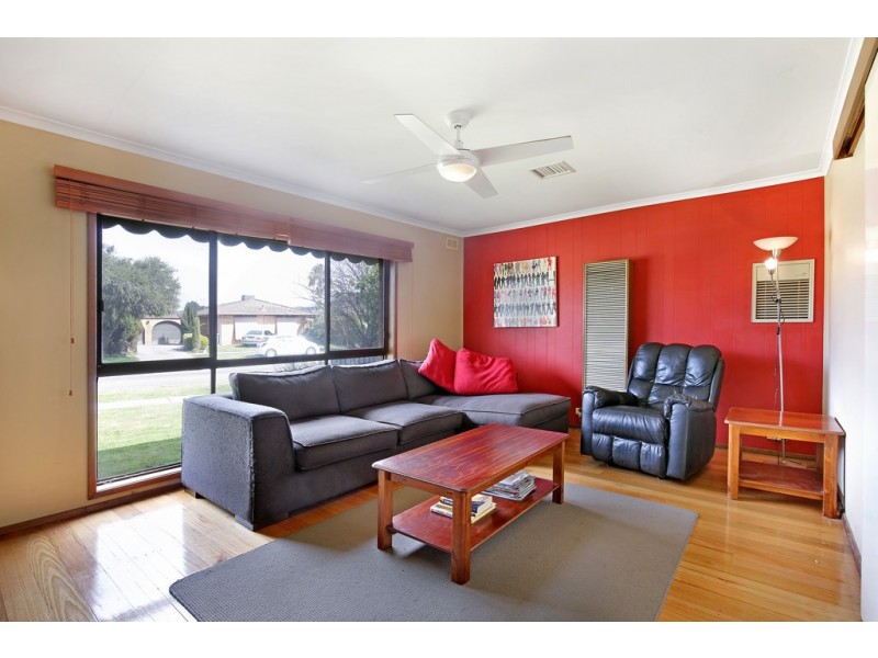 26 Mayfair Drive, Wodonga VIC 3690