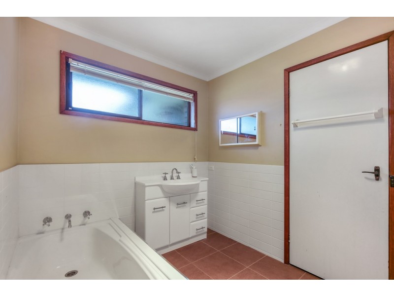 26 Mayfair Drive, Wodonga VIC 3690