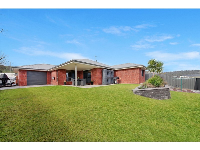 53 Silky Oak Avenue, Wodonga VIC 3690