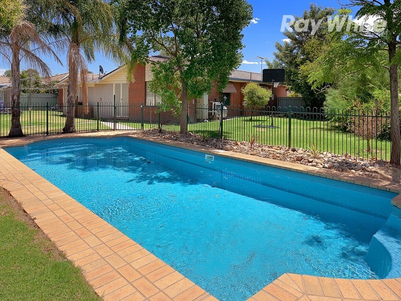 8 Wirilda Close, Wodonga VIC 3690