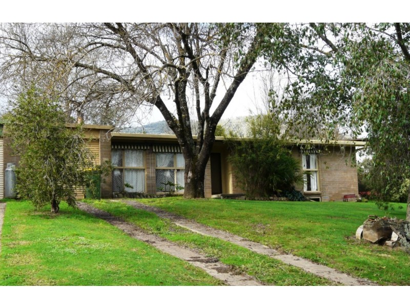 9 Crawford Court, Dartmouth VIC 3701