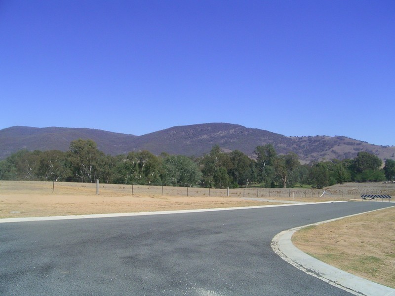 34 Benjamin Blvd, Tangambalanga VIC 3691