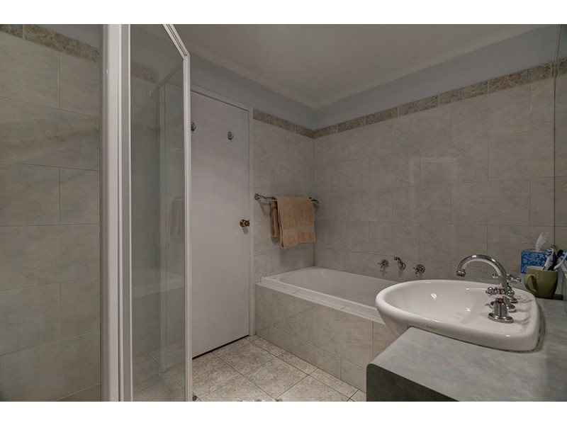 390 Lawrence St, Wodonga VIC 3690