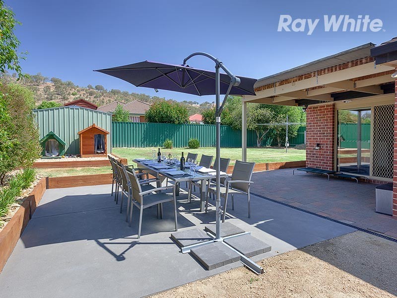 5 Billy Hughes Crt, Wodonga VIC 3690