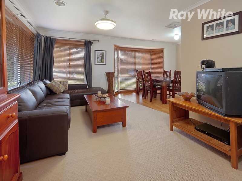 18 Azure Drive, Wodonga VIC 3690