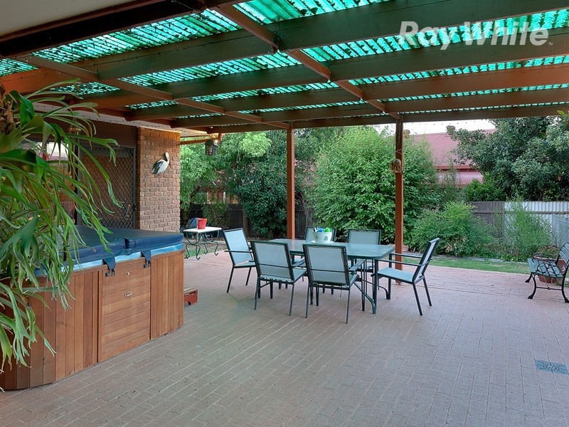 10 Barton Street, Wodonga VIC 3690