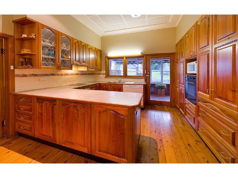 34 Queen Elizabeth Drive, Tallangatta VIC 3700