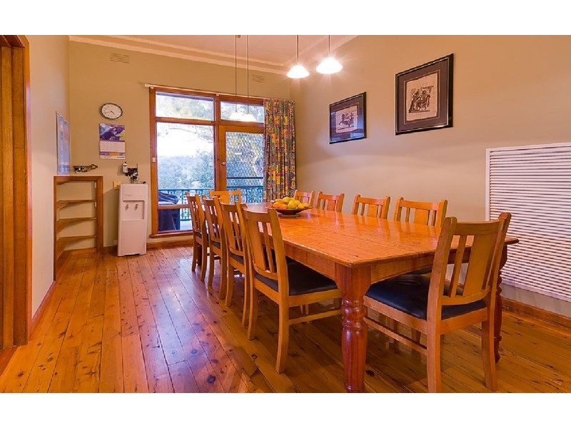 34 Queen Elizabeth Drive, Tallangatta VIC 3700