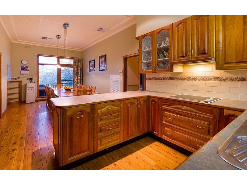 34 Queen Elizabeth Drive, Tallangatta VIC 3700