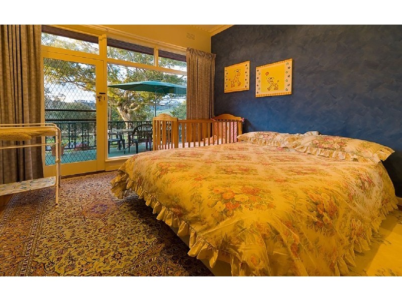 34 Queen Elizabeth Drive, Tallangatta VIC 3700