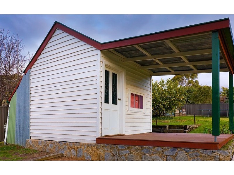 34 Queen Elizabeth Drive, Tallangatta VIC 3700