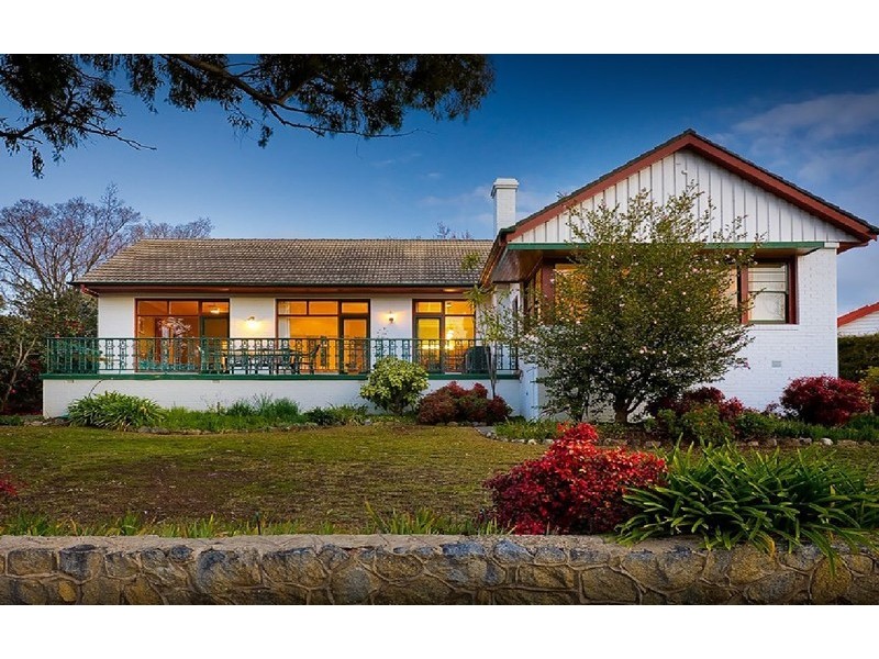 34 Queen Elizabeth Drive, Tallangatta VIC 3700