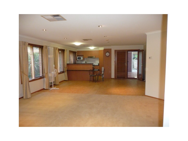 21 Barton Street, Wodonga VIC 3690