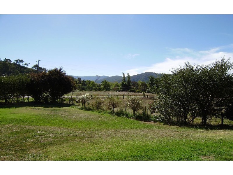 35 Little Snowy Creek Road, Eskdale VIC 3701