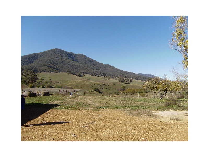 6 Jurgies Track, Georges Creek VIC 3700