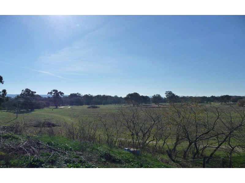 34 Batt Avenue, Wodonga VIC 3690