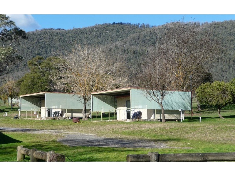 134 Dartmouth Road, Dartmouth VIC 3701