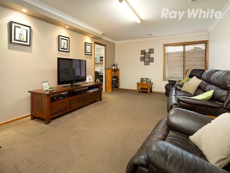 5 Universal Court, Wodonga VIC 3690