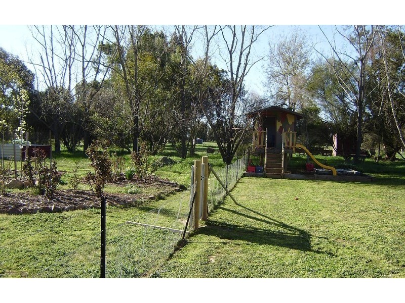 24 Indigo Drive, Barnawartha VIC 3688