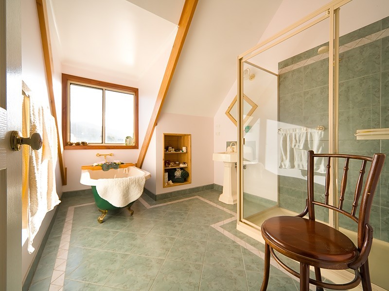 2 Drummond Street, Eskdale VIC 3701