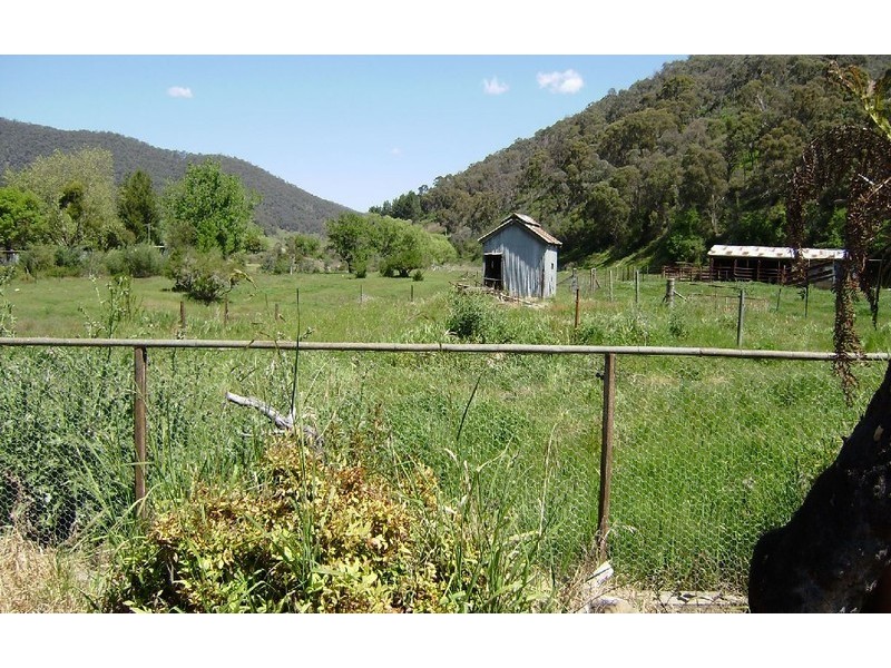 3752 Omeo Highway, Eskdale VIC 3701