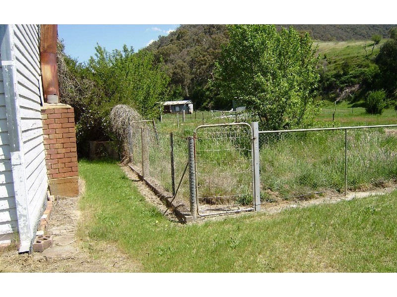 3752 Omeo Highway, Eskdale VIC 3701