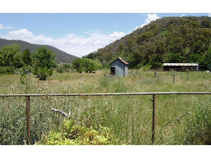 3752 Omeo Highway, Eskdale VIC 3701