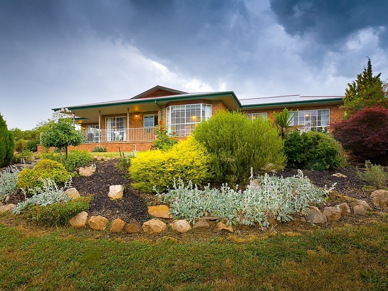 5 Hull Street, Dederang VIC 3691
