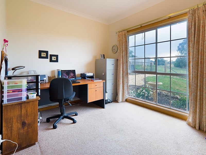 5 Hull Street, Dederang VIC 3691