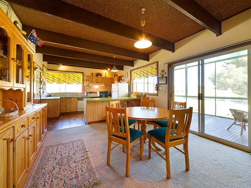 621 Gundowring Road, Gundowring VIC 3691
