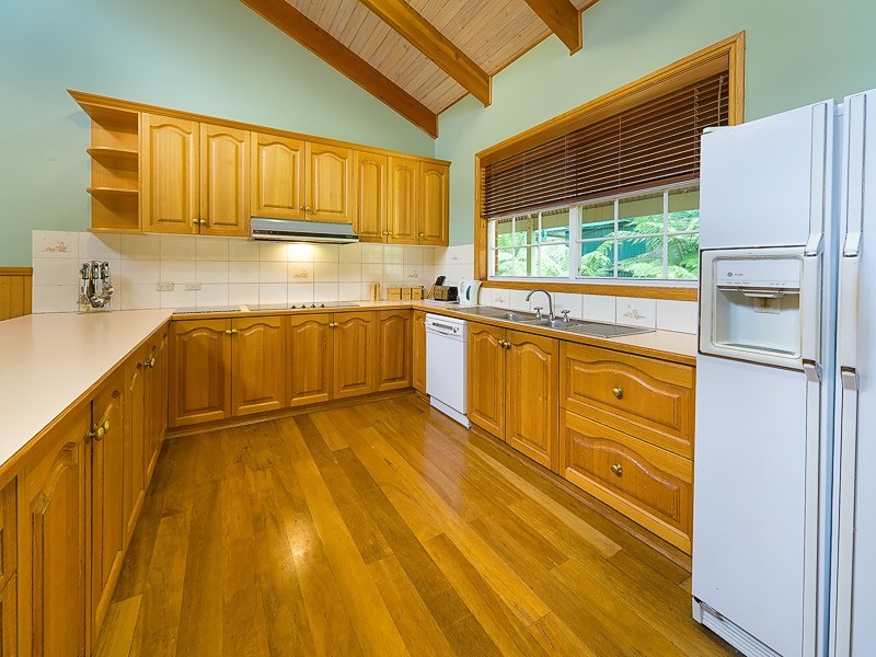 8 Wallace Road, Allans Flat VIC 3691