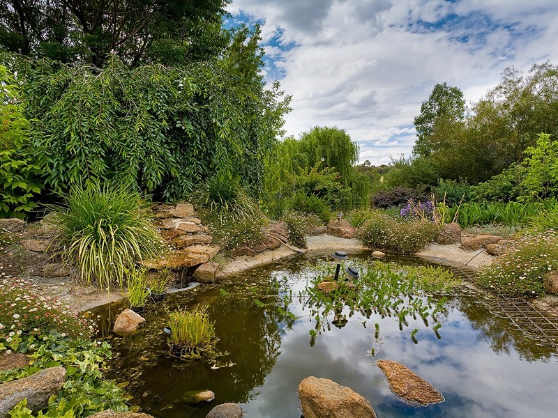 8 Wallace Road, Allans Flat VIC 3691