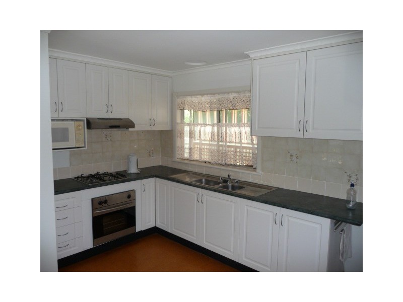 7 Jitema Street, Dartmouth VIC 3701