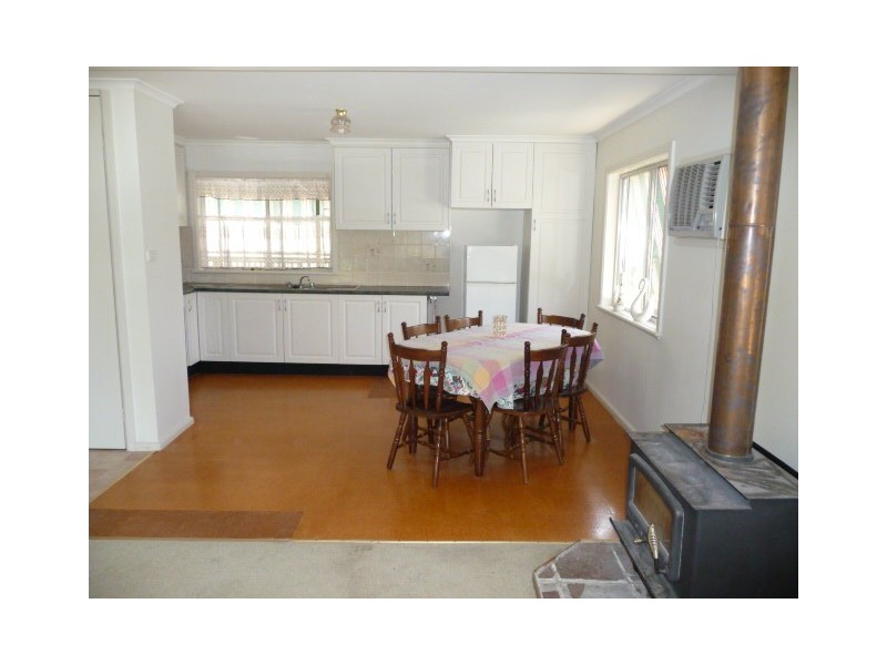 7 Jitema Street, Dartmouth VIC 3701