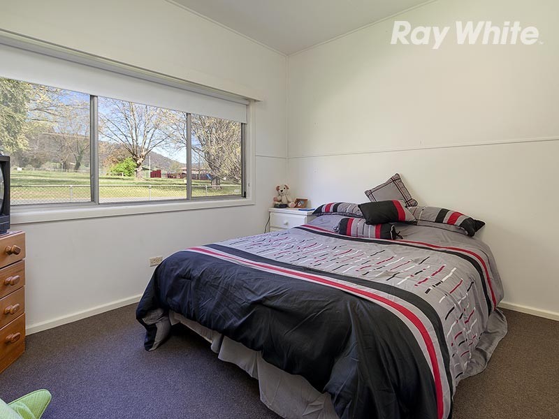 3793 Omeo Highway, Eskdale VIC 3701